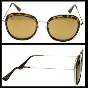 Betsy Johnson Sunglasses NWT